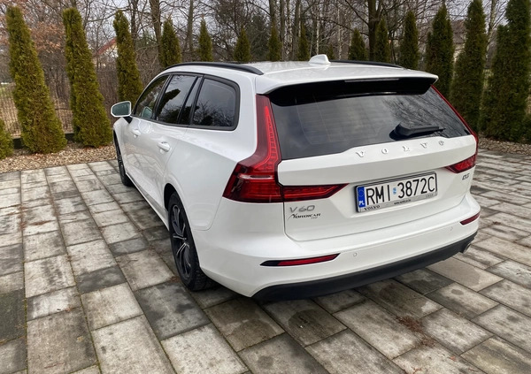Volvo V60 cena 75800 przebieg: 118000, rok produkcji 2018 z Mielec małe 352